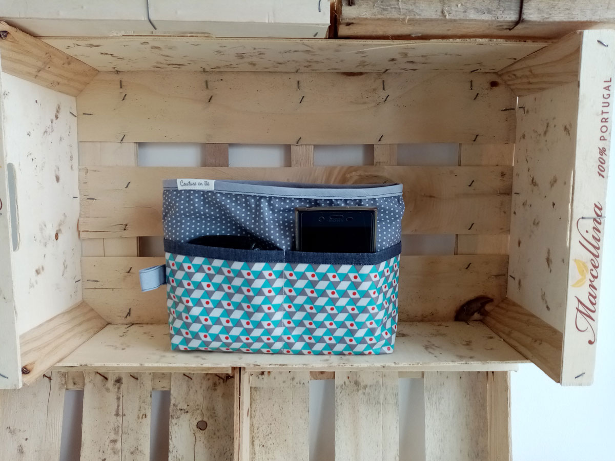 photo sac à main bleu