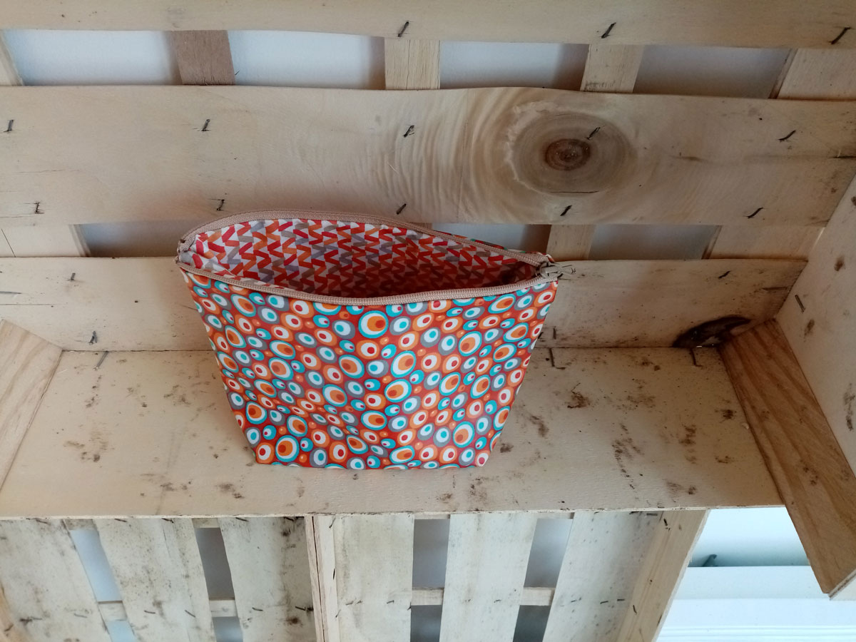 Photo trousse grand modèle orange